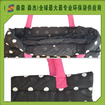 【廣州優質廠家一條龍生產定制羽絨服手提袋】價格,廠家,圖片,其他布類包裝制品,廣州市森榮手袋制造-